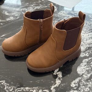 Baby Gap toddler boots NEW
